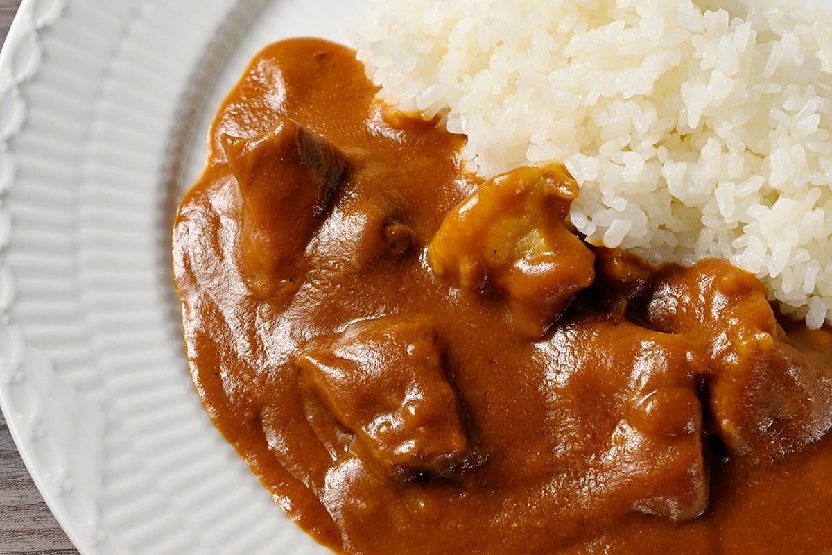 【常温配送】うかい亭 牛スジカレー(6個入)