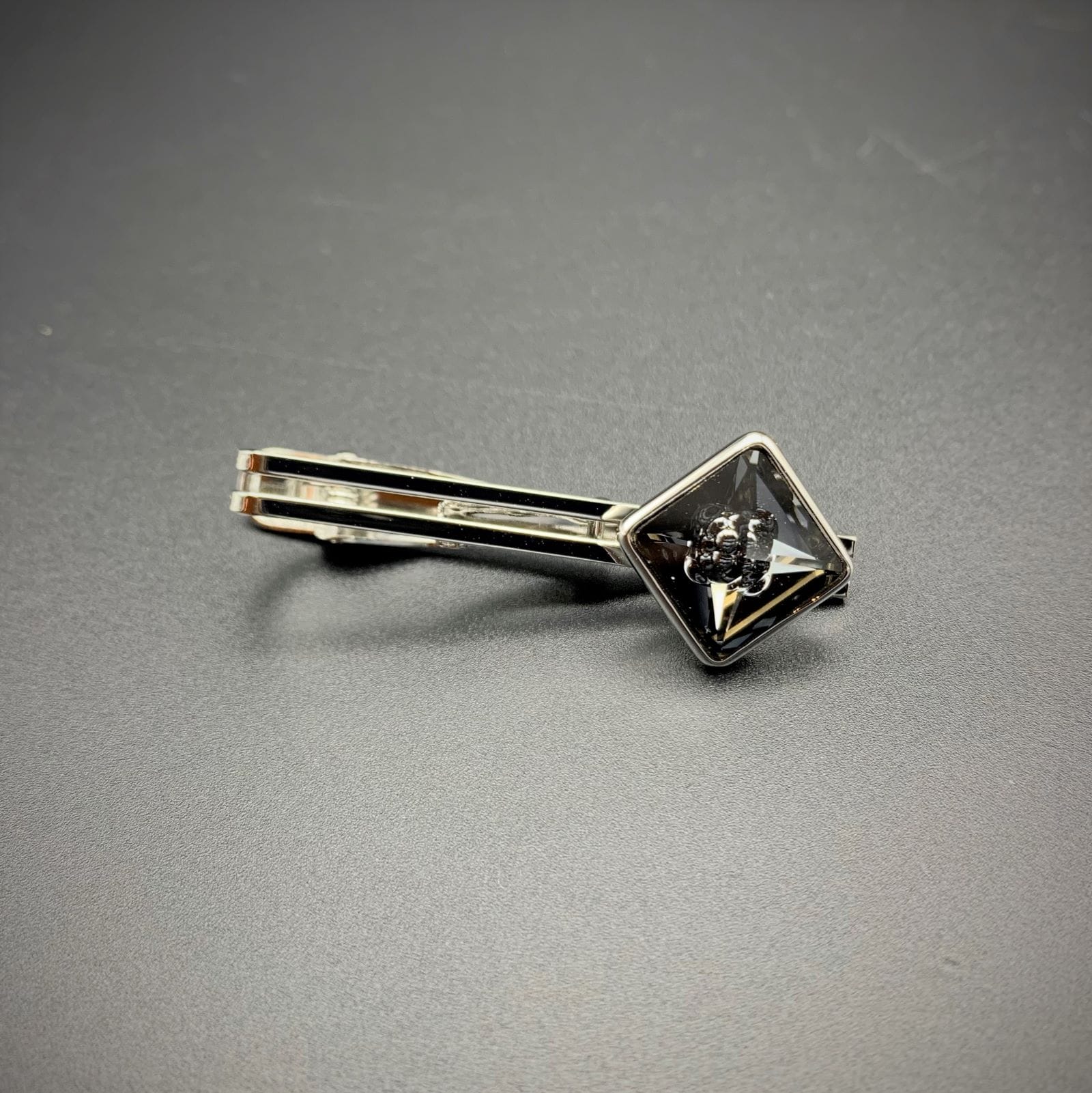 HM569】K18ネクタイピン 2.7g ダイヤ0.26（オリジナル  