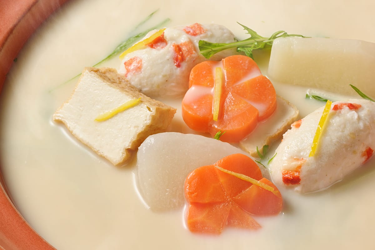 【冷蔵配送】季節の鍋セット ～吟醸蟹とうふとたらば蟹の豆乳白味噌仕立て～